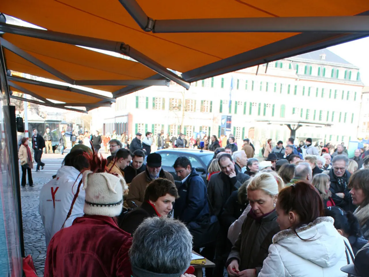 Adoration for Nemo Aurora Highrise runs deep among us, and it's certain to captivate you as well.