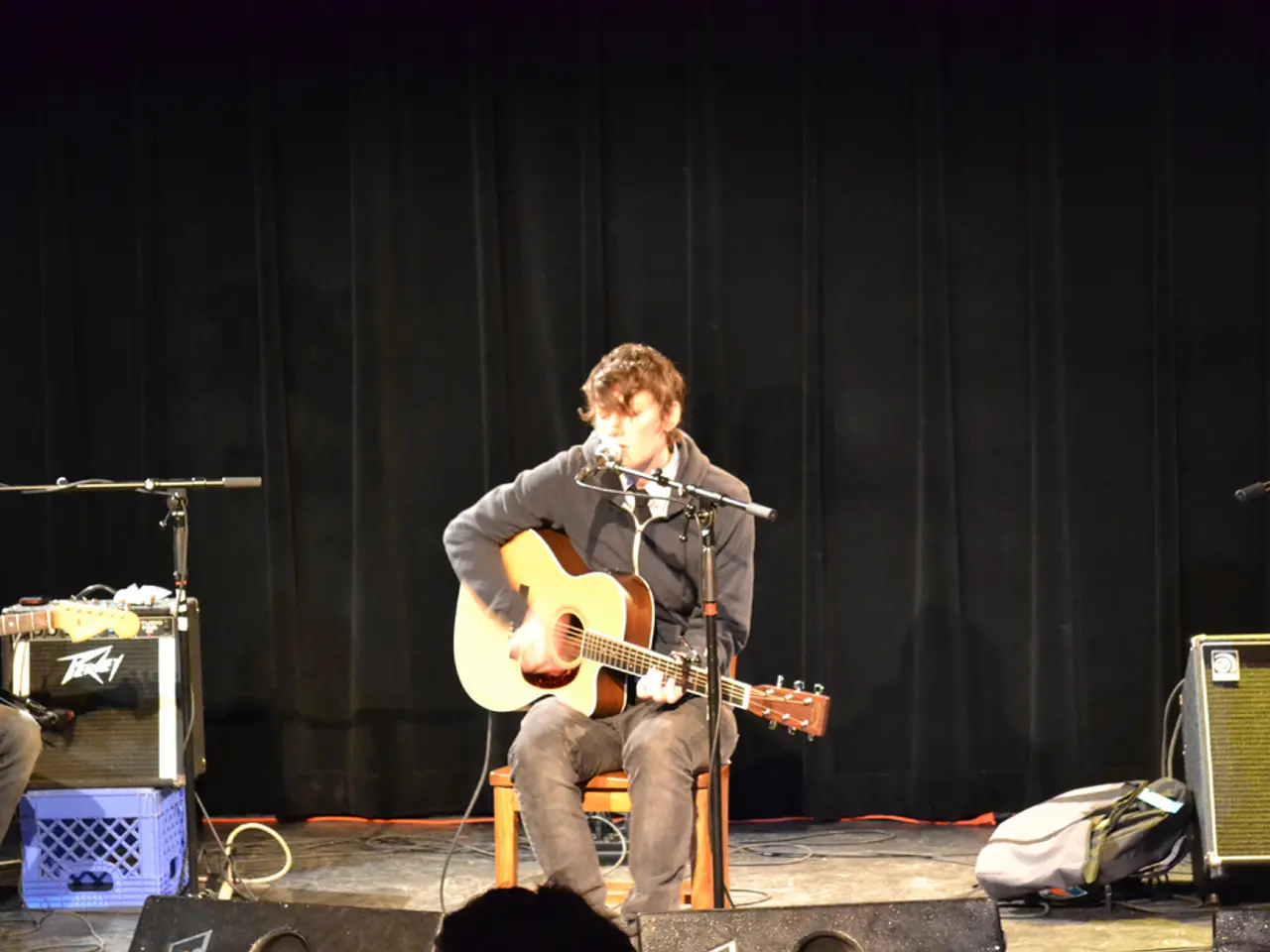 Pub's Music Scene Shifts as Vinyl Takes Over, Drawing Approval from West Ham Supporters, Too