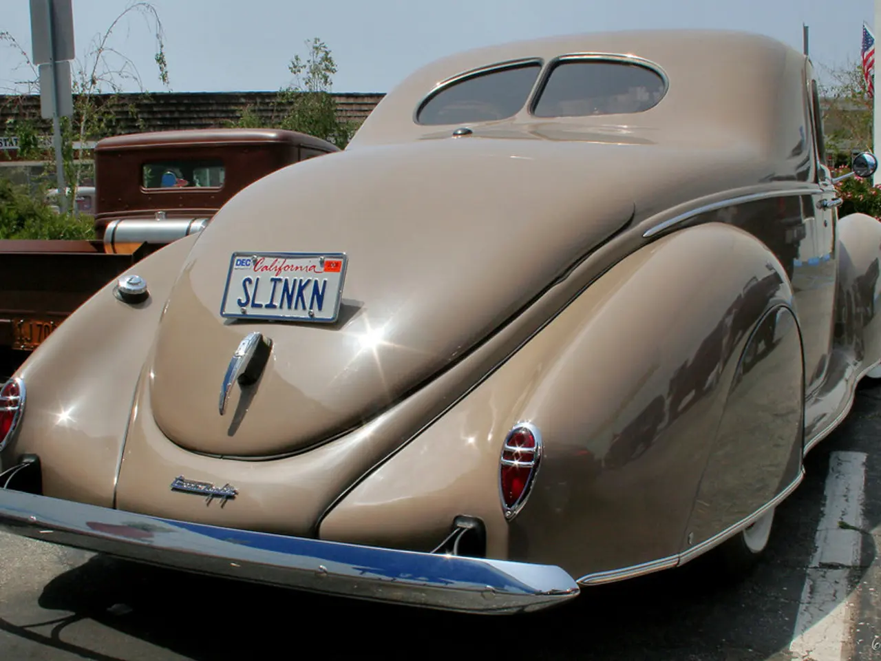 Farewell Journey of the Yellow Taxis