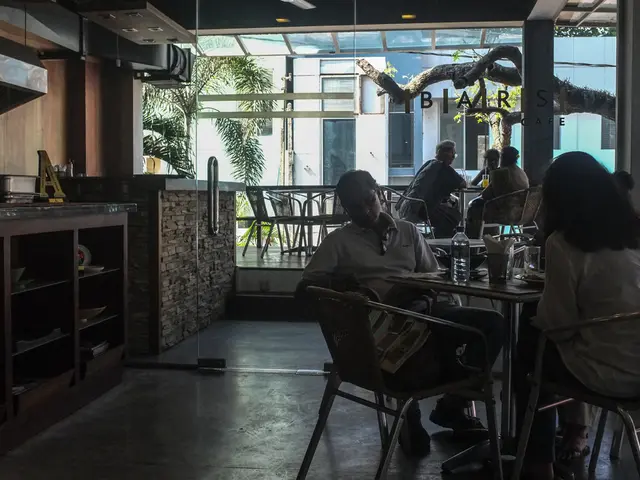 A novel coffeehouse has been established in Mainz's Historic Quarter