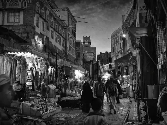 Husband's Prohibition on Arabella Kiesbauer's Antique Purchases