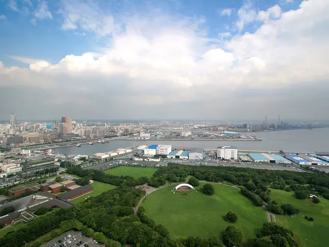 Paderborn's marketing chief highlights the city's promising prospects in a recent interview.