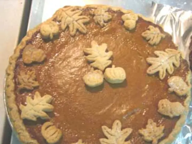 Protecting hummingbird feeders' nectar with aluminum foil could provide an advantage this summer