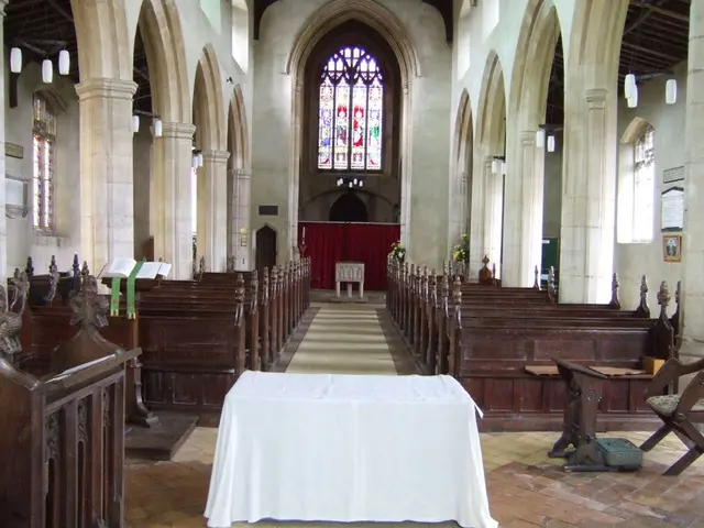 Understand the Chaos: Discover these 27 Tools Designed to Organize and Declutter Your Workspace