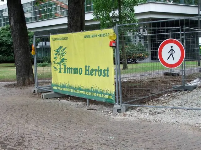 **Distinctive Front Yard Fence Concepts to Elevate Your Home's Exterior and Boost Curb...