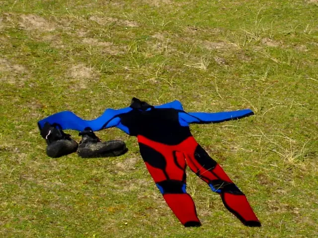 Athlete-turned-actress Kate Hudson suggests a more suitable footwear choice for dresses this fall,...