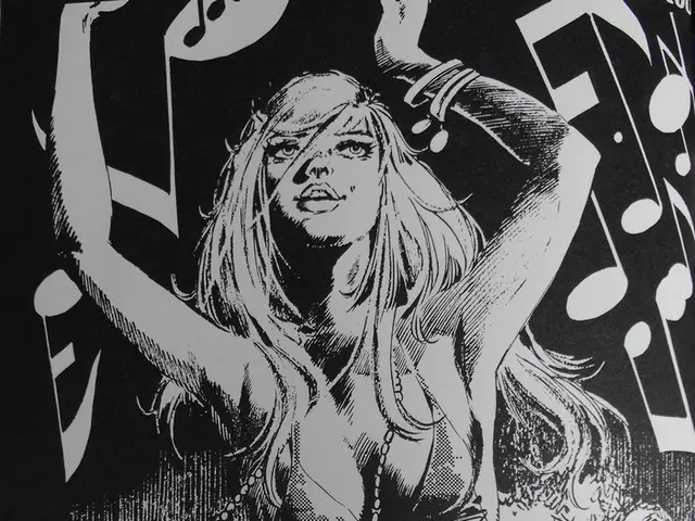 Art Exhibition Held at the Opera House by Halles Art Association