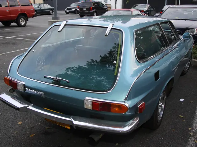 Protest Organized by Tom Park's Master: "Gas" Dance Flash Mob or Walk in the Grove